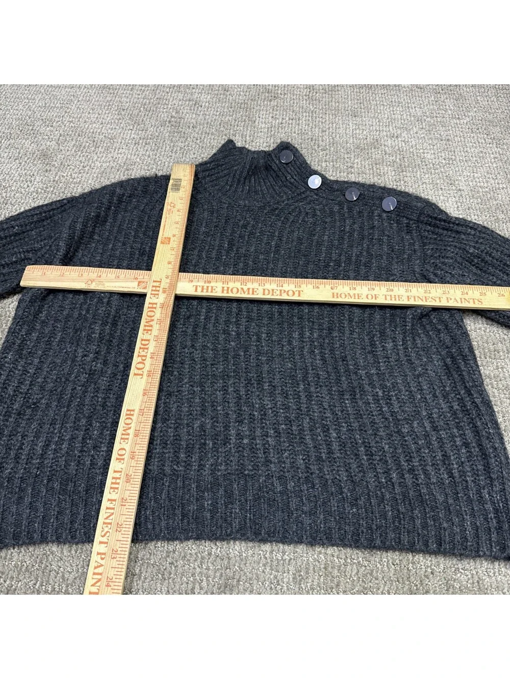 J.Crew Sweater Gray Long Sleeve Pullover Women’s Size Medium